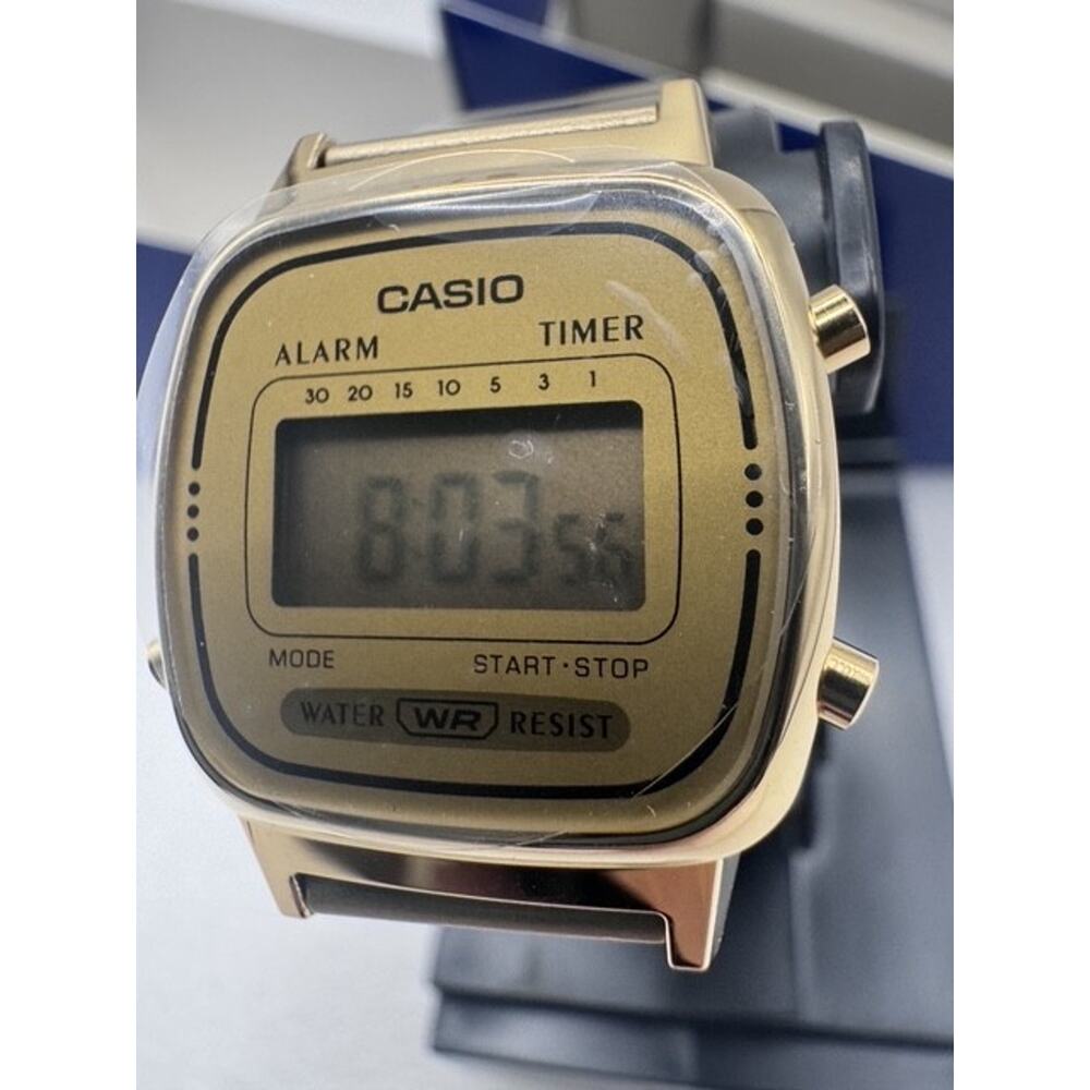 Authentic Casio Women's Vintage LA670WGA-1 Daily Alarm Digital Gold-tone Watch - Picture 5 of 11